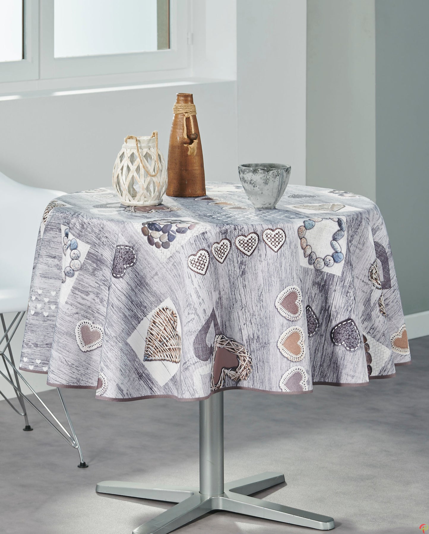 Nappe ronde motif petit cœur gris