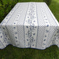 Nappe rectangle écru, cigales et olives bleu