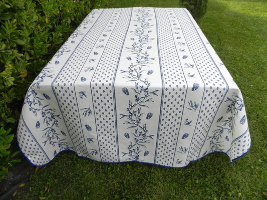 Nappe rectangle écru, cigales et olives bleu